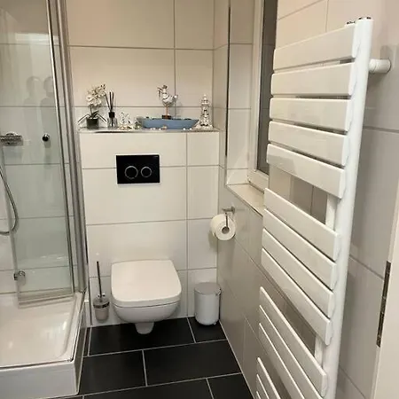 Apartment Neu Sanierte Fuer 2-4 P Eschwege