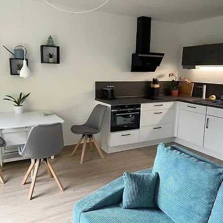 Neu Sanierte Fuer 2-4 P Apartment Eschwege