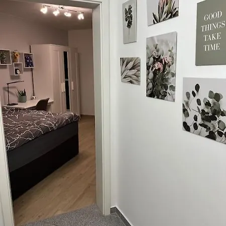 Apartment Neu Sanierte Fuer 2-4 P Eschwege