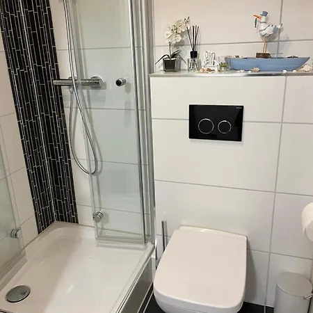 Apartment Neu Sanierte Fuer 2-4 P Eschwege