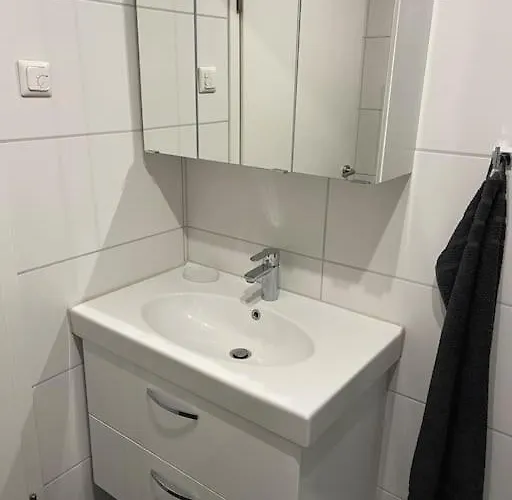 Neu Sanierte Für 2-4 P Eschwege