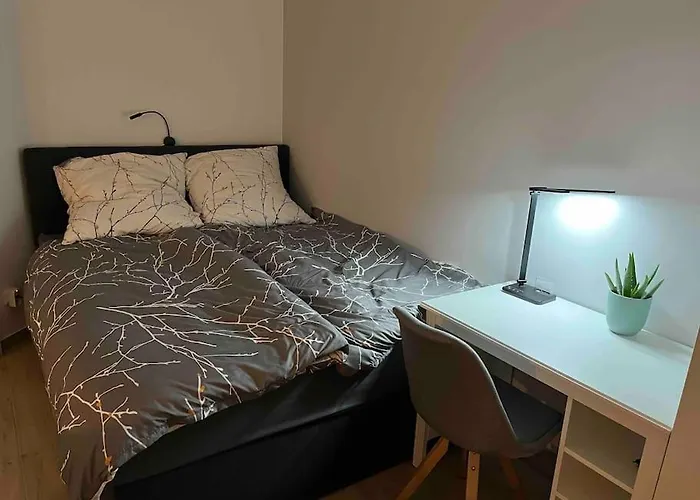 Neu Sanierte Für 2-4 P Apartamento